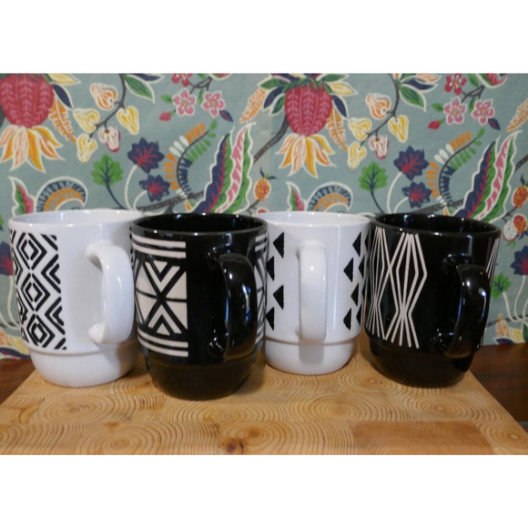Boston Warehouse 4 Stackable Coffee Tea Mugs Cups Black White Geometric Pattern - Picture 14 of 16
